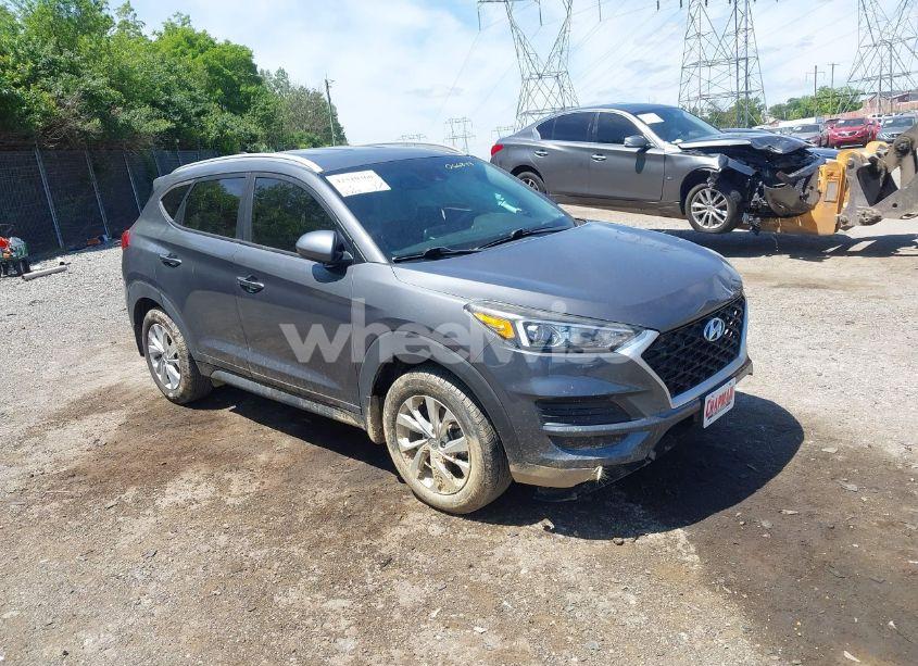 2019 Hyundai Tucson VALUE (VIN KM8J3CA48KU066849) main photo