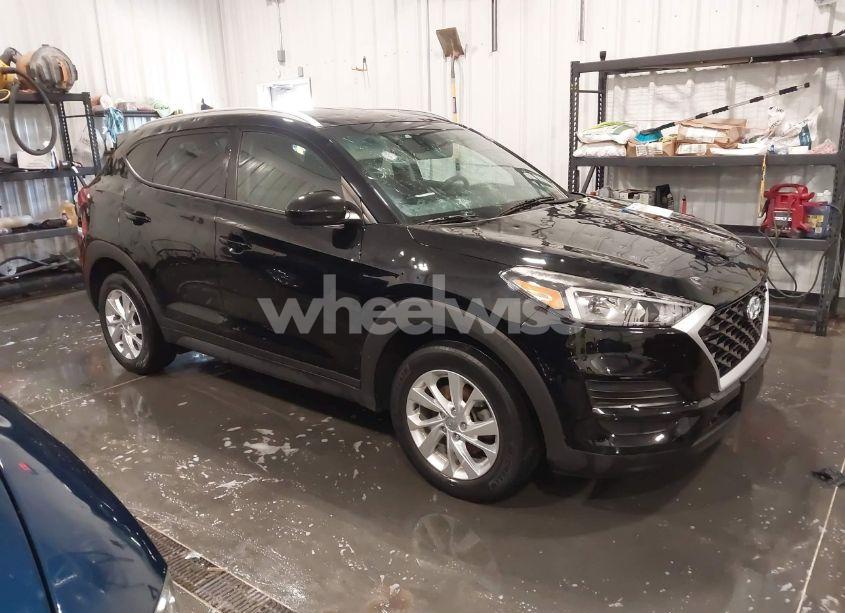 2019 Hyundai Tucson VALUE (VIN KM8J3CA48KU075082) main photo