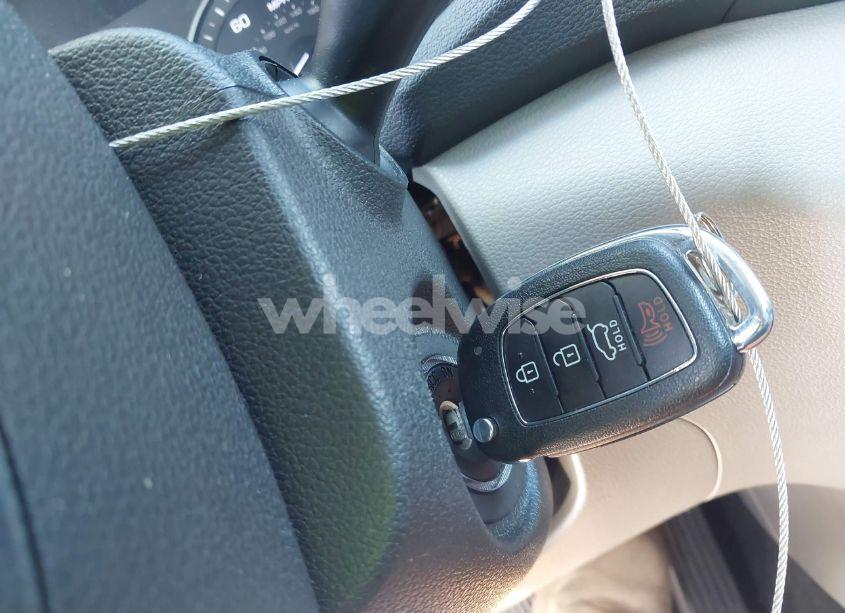 Photo 11 of 2017 Hyundai Tucson SE (VIN KM8J3CA49HU288941)