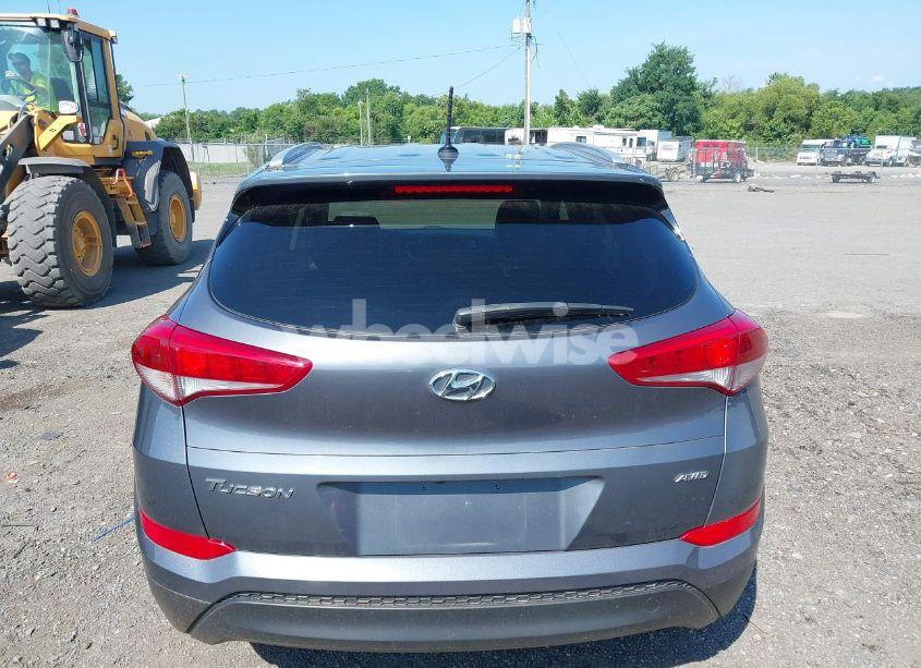 Photo 16 of 2017 Hyundai Tucson SE (VIN KM8J3CA49HU288941)