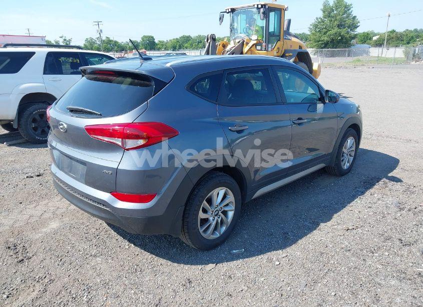 Photo 4 of 2017 Hyundai Tucson SE (VIN KM8J3CA49HU288941)