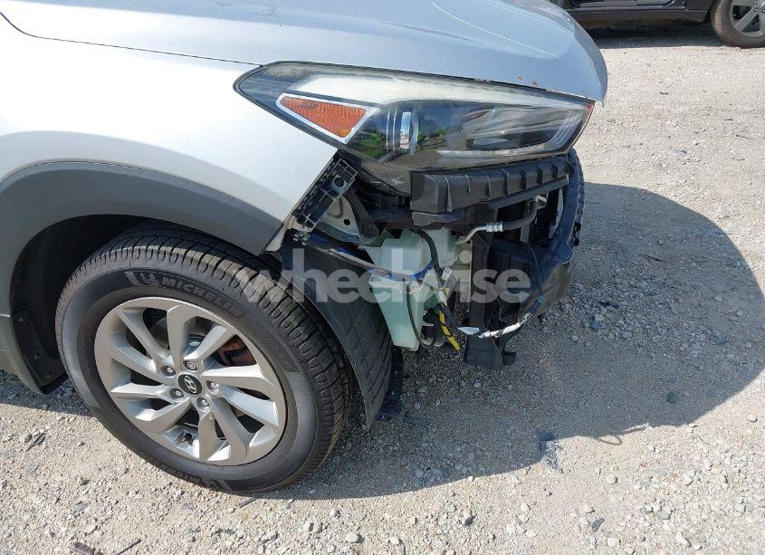 Photo 19 of 2017 Hyundai Tucson SE (VIN KM8J3CA49HU415672)