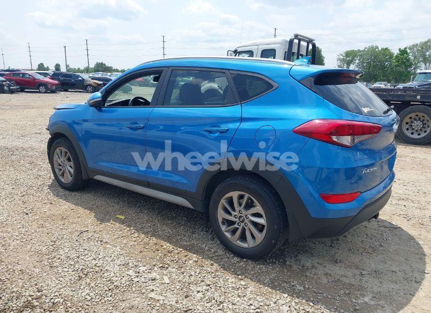 Photo 3 of 2017 Hyundai Tucson SE PLUS (VIN KM8J3CA49HU441401)