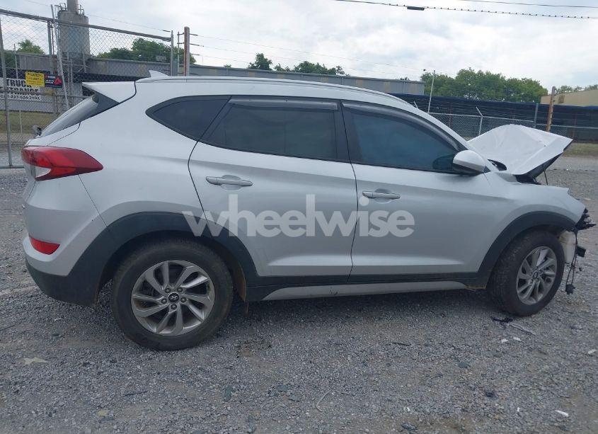 Photo 13 of 2018 Hyundai Tucson SEL (VIN KM8J3CA49JU676693)