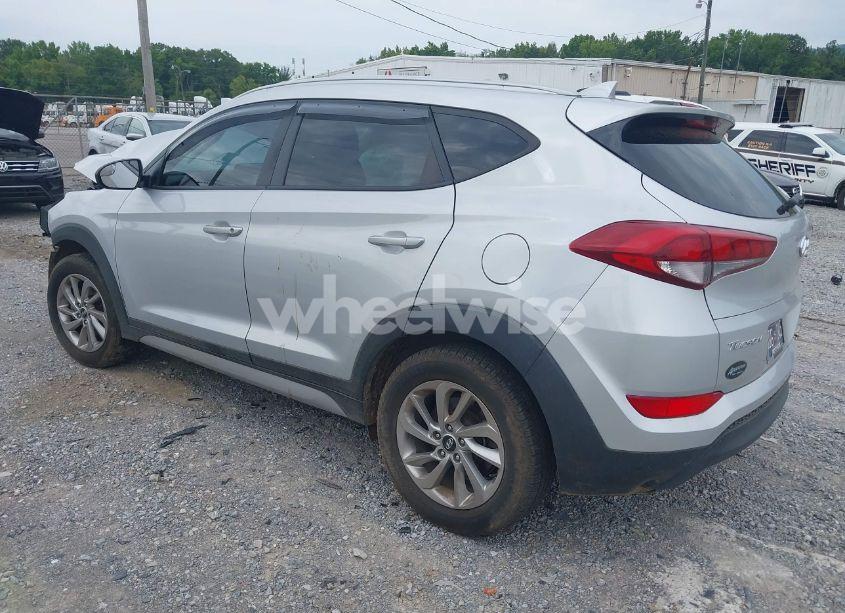 Photo 3 of 2018 Hyundai Tucson SEL (VIN KM8J3CA49JU676693)