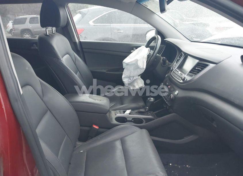 Photo 5 of 2018 Hyundai Tucson SEL PLUS (VIN KM8J3CA49JU820629)