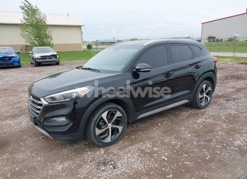 Photo 2 of 2018 Hyundai Tucson SPORT (VIN KM8J3CAL2JU810385)