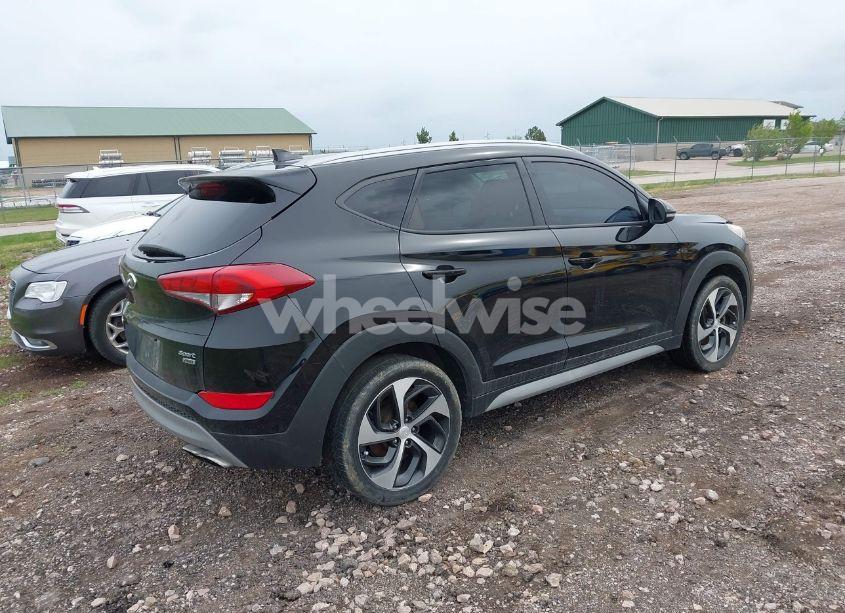 Photo 4 of 2018 Hyundai Tucson SPORT (VIN KM8J3CAL2JU810385)