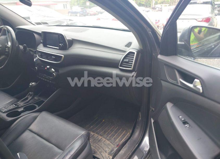 Photo 5 of 2019 Hyundai Tucson LIMITED (VIN KM8J3CAL8KU030179)