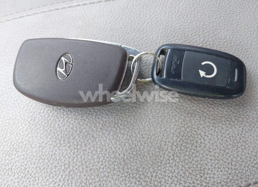 Photo 11 of 2018 Hyundai Tucson SPORT (VIN KM8J3CAL9JU752050)