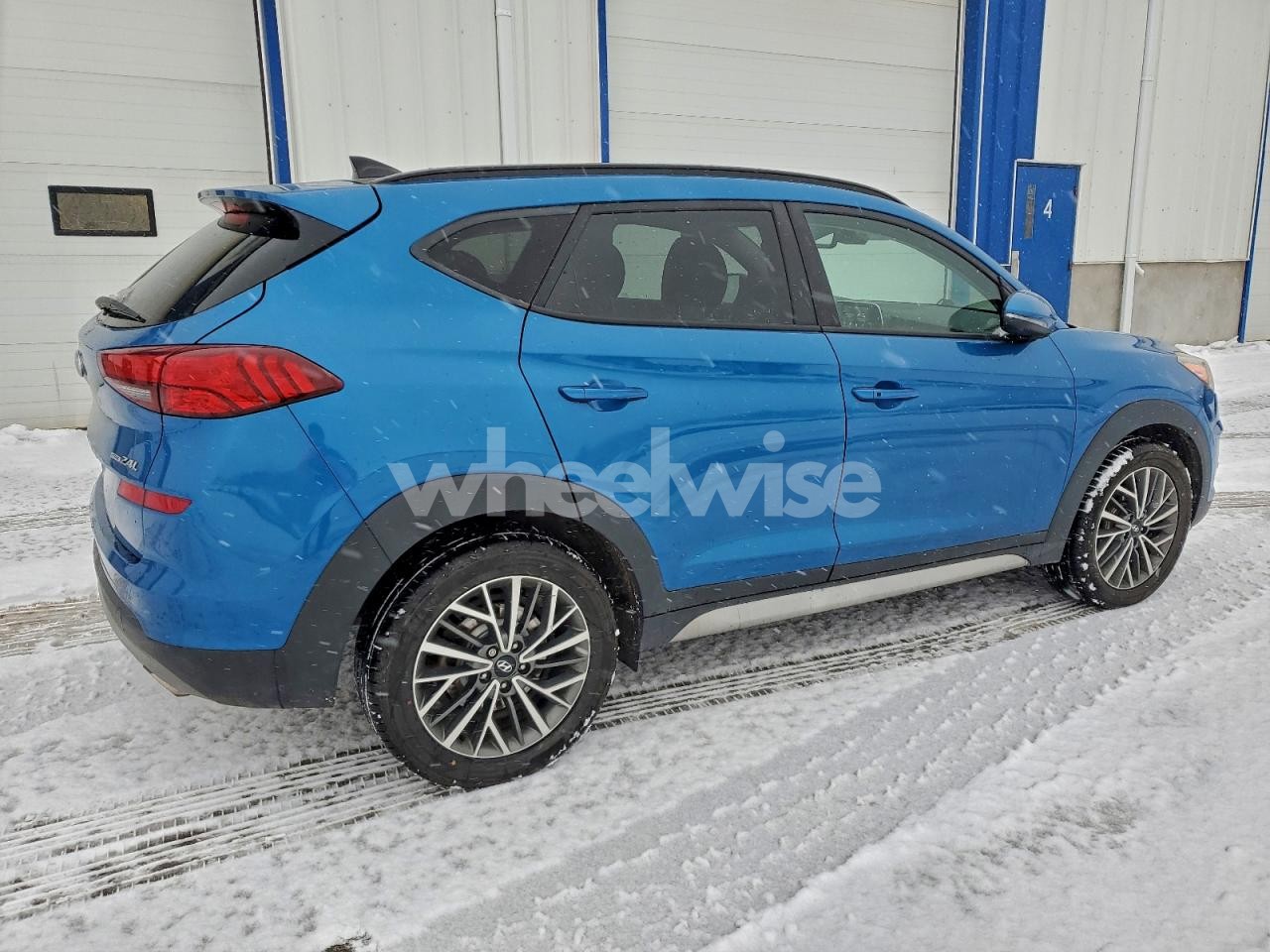 Photo 3 of 2019 HYUNDAI TUCSON LIMITED (VIN KM8J3CAL9KU033382)