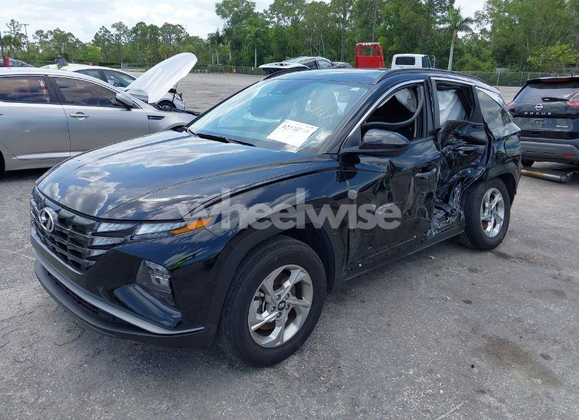 Photo 2 of 2024 Hyundai Tucson SEL (VIN KM8JB3DE8RU350306)
