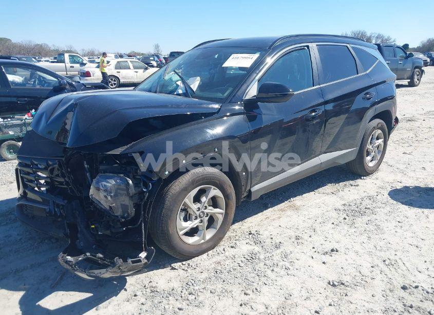 Photo 2 of 2023 Hyundai Tucson SEL (VIN KM8JBCAE2PU246475)