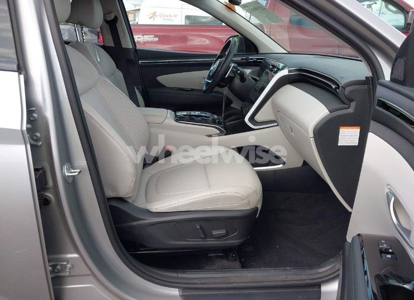 Photo 5 of 2024 Hyundai Tucson HYBRID LIMITED (VIN KM8JECD16RU195131)