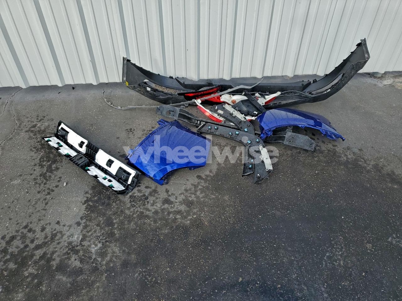 Photo 13 of 2024 HYUNDAI TUCSON SEL (VIN KM8JECD17RU165460)