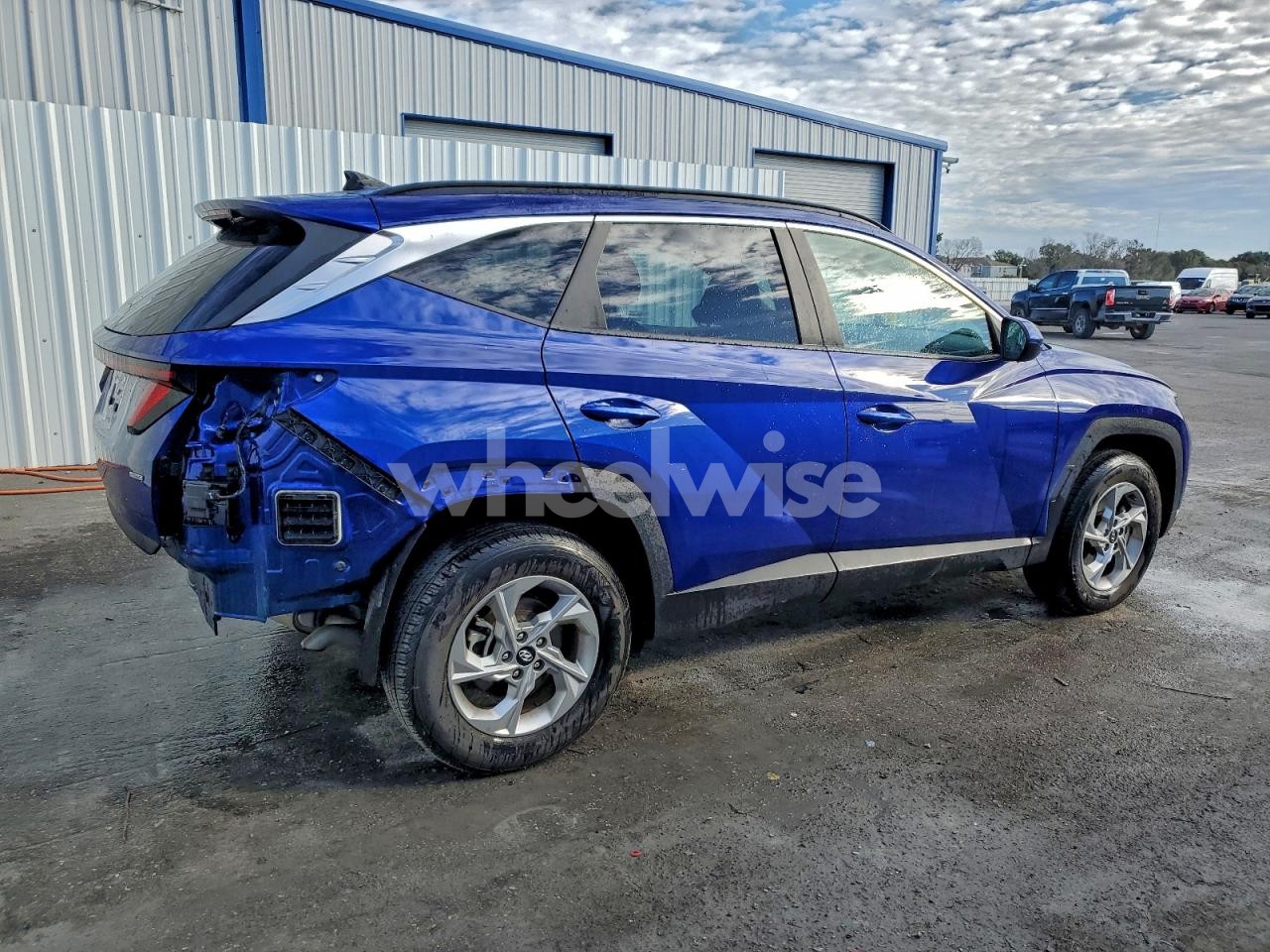Photo 3 of 2024 HYUNDAI TUCSON SEL (VIN KM8JECD17RU165460)
