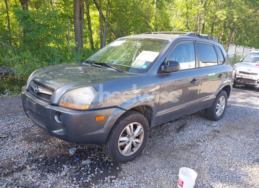 Photo 2 of 2009 Hyundai Tucson GLS (VIN KM8JM12B09U128141)