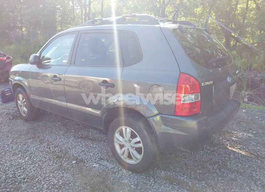 Photo 3 of 2009 Hyundai Tucson GLS (VIN KM8JM12B09U128141)