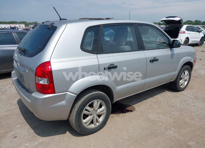 Photo 4 of 2009 Hyundai Tucson GLS (VIN KM8JM12B19U991160)