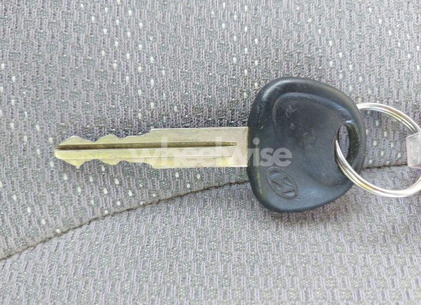 Photo 11 of 2005 Hyundai Tucson GL (VIN KM8JM12B55U233123)