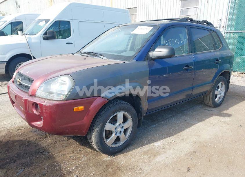 Photo 2 of 2005 Hyundai Tucson GL (VIN KM8JM12B55U233123)