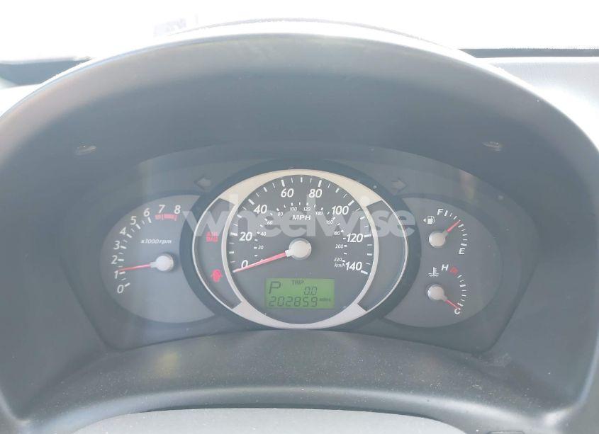 Photo 7 of 2005 Hyundai Tucson GL (VIN KM8JM12B55U233123)