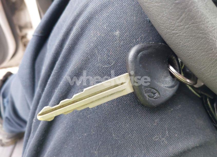 Photo 11 of 2005 Hyundai Tucson GL (VIN KM8JM12B75U086898)