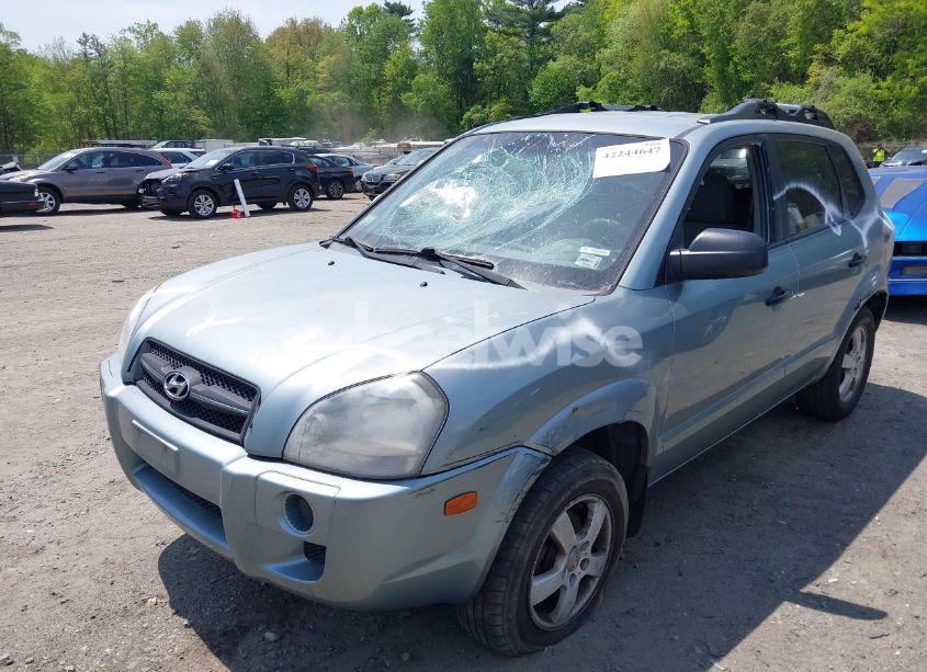 Photo 2 of 2007 Hyundai Tucson GLS (VIN KM8JM12B97U498100)