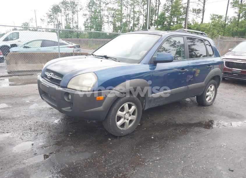 Photo 2 of 2005 Hyundai Tucson GLS/LX (VIN KM8JN12D05U060111)