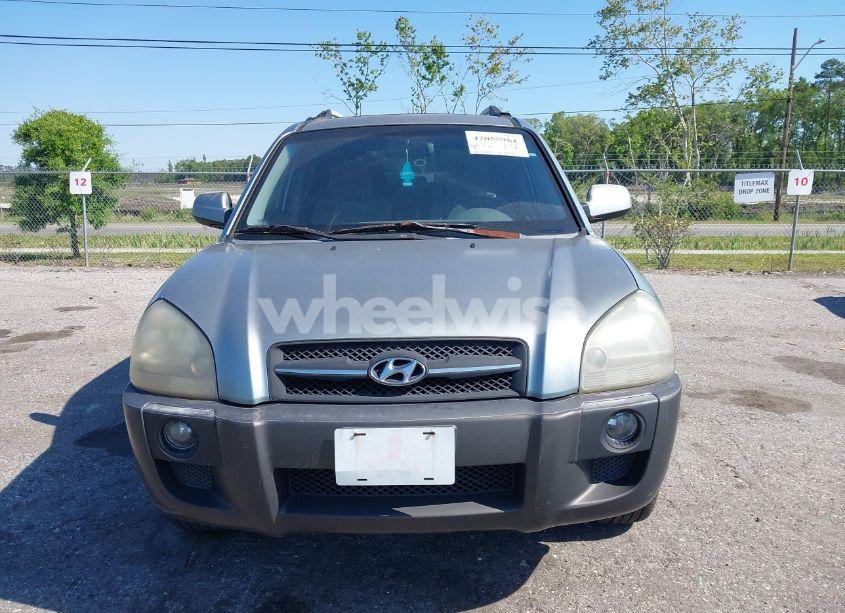 Photo 6 of 2005 Hyundai Tucson GLS/LX (VIN KM8JN12D05U108643)