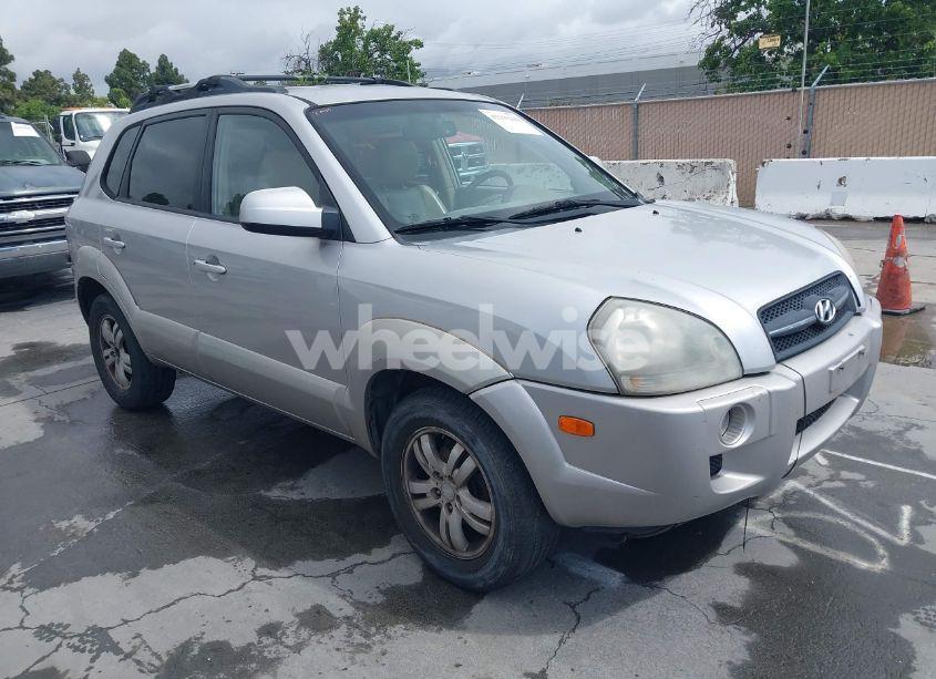 2006 Hyundai Tucson GLS/LIMITED (VIN KM8JN12D16U430726) main photo