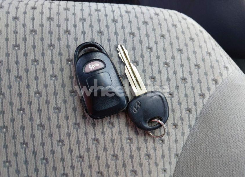 Photo 11 of 2005 Hyundai Tucson GLS/LX (VIN KM8JN12D25U174692)