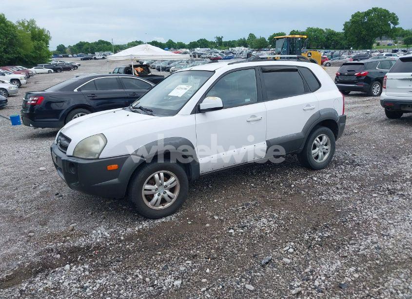 Photo 2 of 2008 Hyundai Tucson LIMITED V6/SE (VIN KM8JN12D28U882736)
