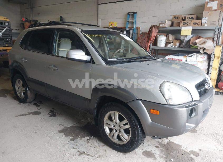 2008 Hyundai Tucson LIMITED V6/SE (VIN KM8JN12D38U881806) main photo