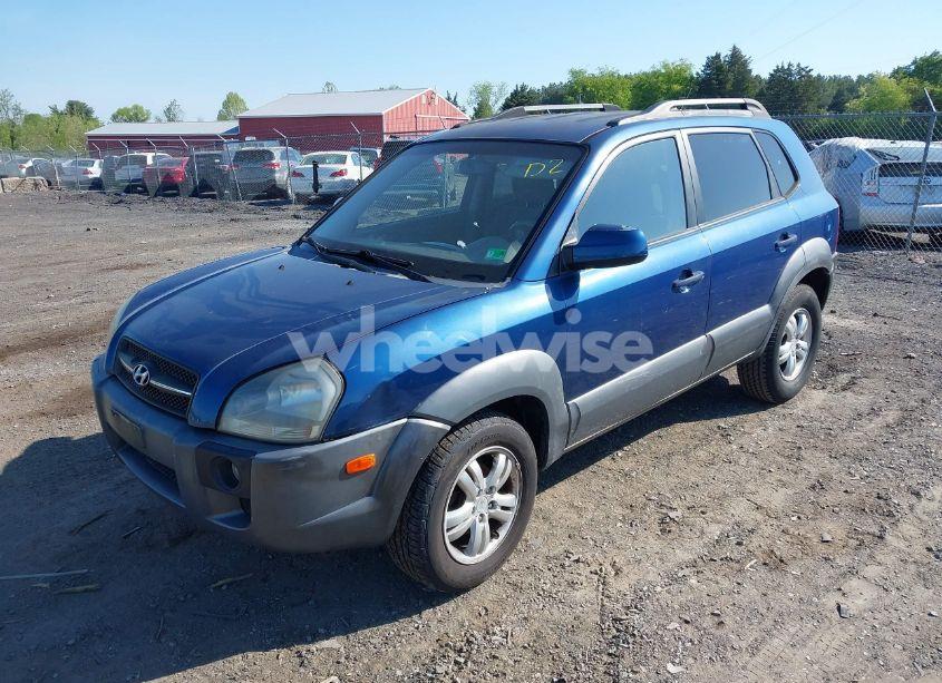 Photo 2 of 2008 Hyundai Tucson LIMITED V6/SE (VIN KM8JN12D48U860172)