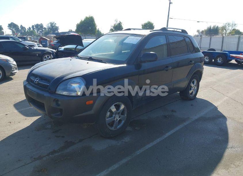 Photo 2 of 2005 Hyundai Tucson GLS/LX (VIN KM8JN12D55U142254)