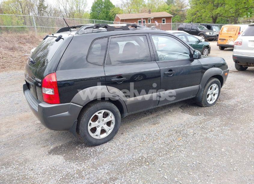 Photo 4 of 2009 Hyundai Tucson SE (VIN KM8JN12D59U982332)