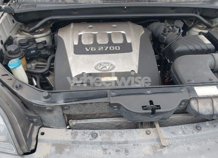 Photo 10 of 2005 Hyundai Tucson GLS/LX (VIN KM8JN12D65U085983)