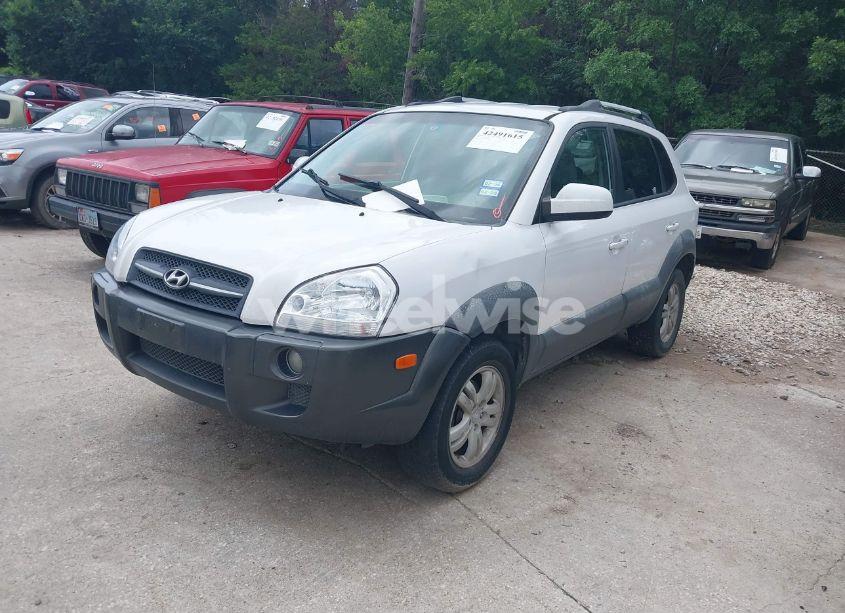 Photo 2 of 2008 Hyundai Tucson LIMITED V6/SE (VIN KM8JN12D68U801043)