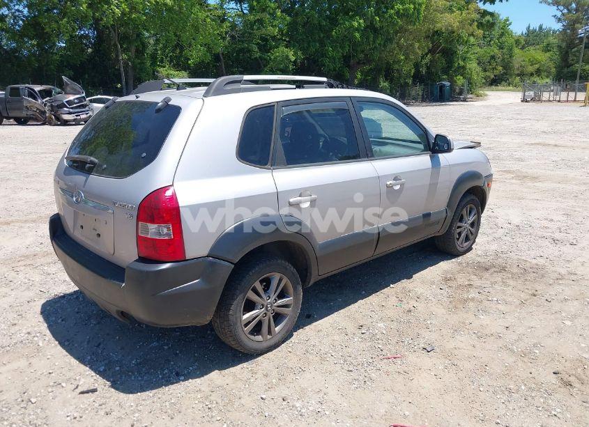 Photo 4 of 2005 Hyundai Tucson GLS/LX (VIN KM8JN12D85U084947)