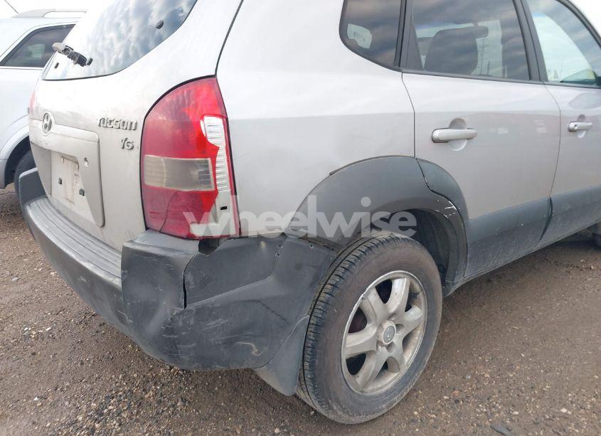Photo 12 of 2005 Hyundai Tucson GLS/LX (VIN KM8JN12D85U190296)
