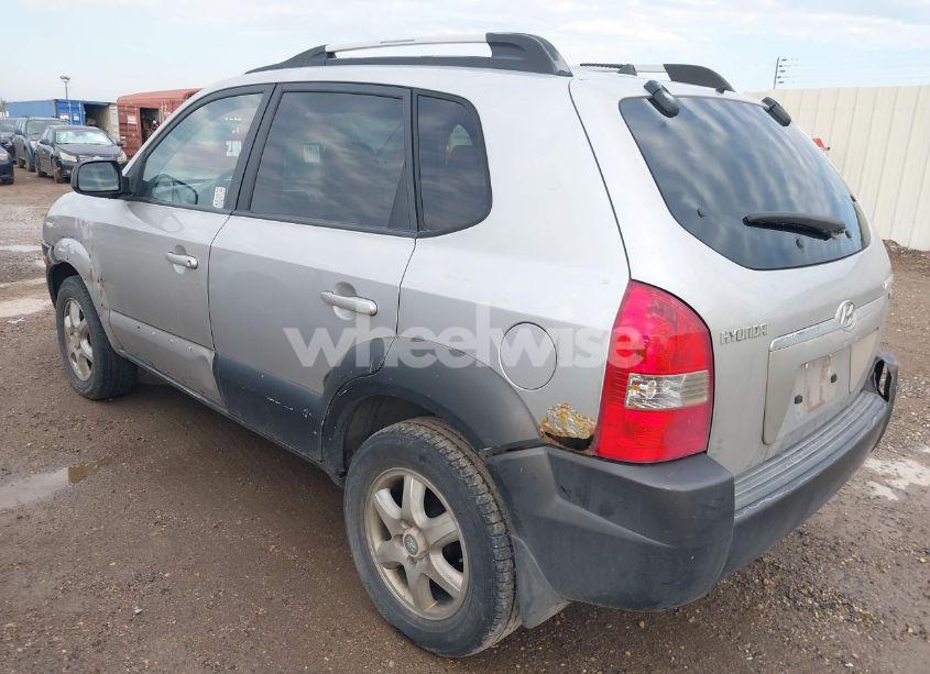 Photo 3 of 2005 Hyundai Tucson GLS/LX (VIN KM8JN12D85U190296)