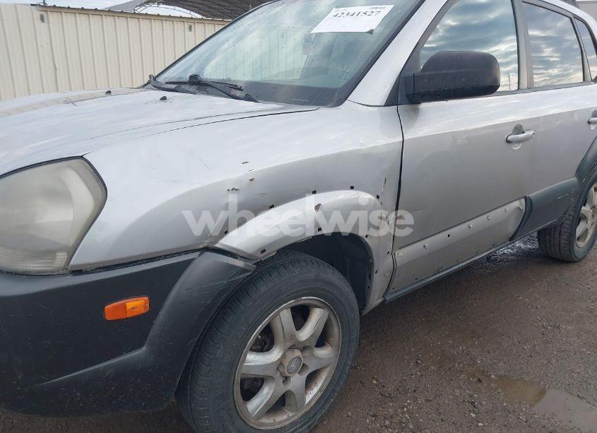 Photo 6 of 2005 Hyundai Tucson GLS/LX (VIN KM8JN12D85U190296)