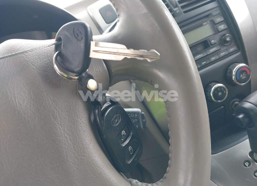 Photo 11 of 2005 Hyundai Tucson GLS/LX (VIN KM8JN72D15U082153)