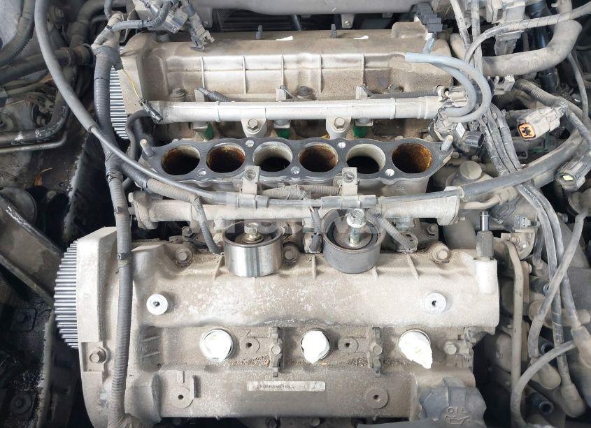 Photo 6 of 2005 Hyundai Tucson GLS/LX (VIN KM8JN72D15U082153)