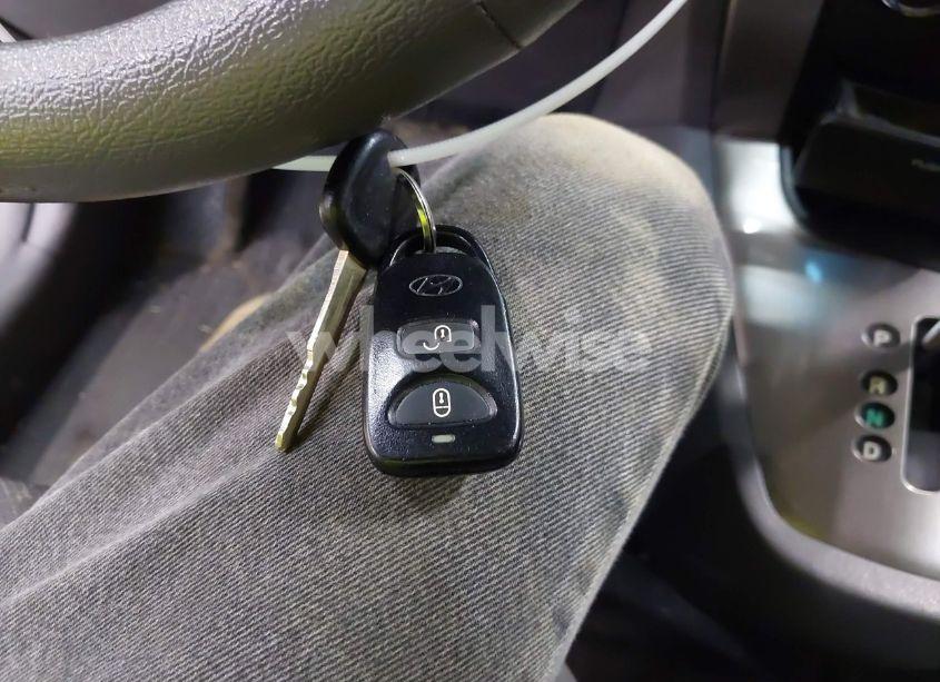 Photo 11 of 2005 Hyundai Tucson GLS/LX (VIN KM8JN72D15U136275)