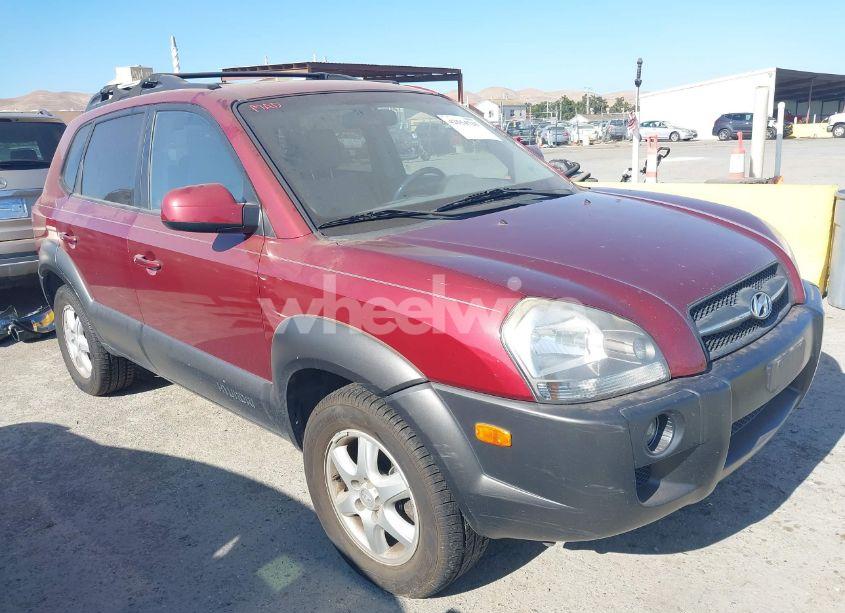 2005 Hyundai Tucson GLS/LX (VIN KM8JN72D15U148197) main photo