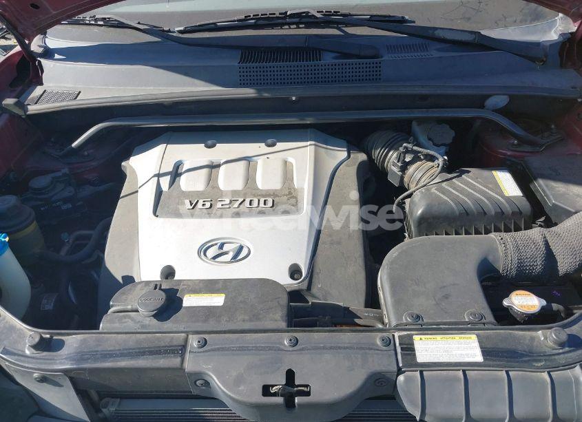 Photo 10 of 2005 Hyundai Tucson GLS/LX (VIN KM8JN72D15U148197)