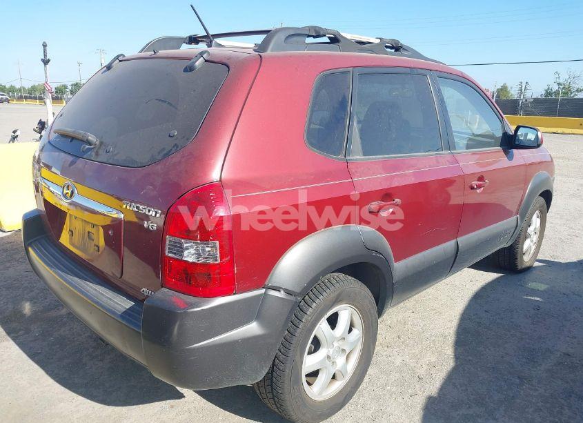 Photo 4 of 2005 Hyundai Tucson GLS/LX (VIN KM8JN72D15U148197)