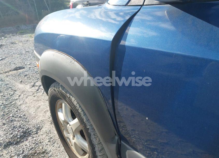 Photo 13 of 2005 Hyundai Tucson GLS/LX (VIN KM8JN72D25U062364)